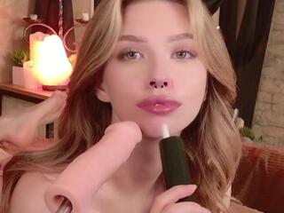 Sierra Fane webcam flirt4free model stream image
