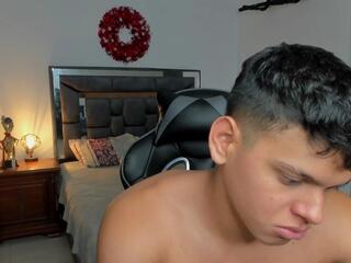 Stefan Lennox webcam flirt4free model stream image