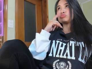 allisonlove webcam model stream image