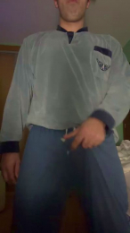 Grey2001_ webcam cam4 model stream image