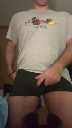 Grey2001_ webcam model stream image