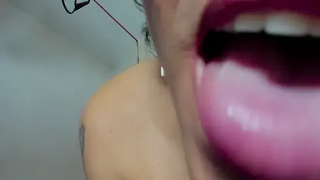 Diane_blossom webcam model stream image