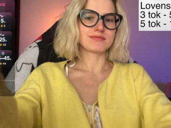 Sexy-Sweets webcam model stream image