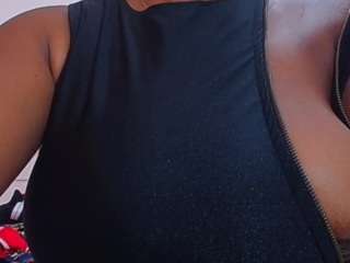 greatnipplesxxx webcam model stream image