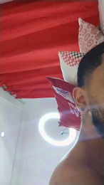 Aroon_Stonne webcam model stream image