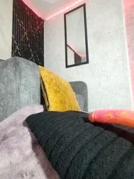 Isis_Hot__ webcam model stream image