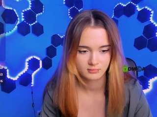 liana-kisses webcam camsoda model stream image