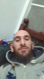 Bjamin webcam model stream image