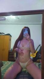 valtrika webcam model stream image