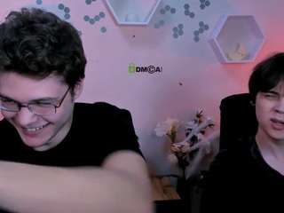 lucas-long webcam model stream image