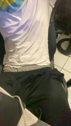 Antonieeez webcam model stream image