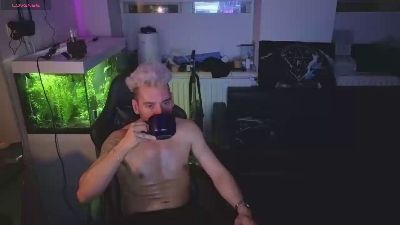 Rayzel_White webcam model stream image