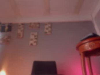 chloe_cooperr webcam model stream image