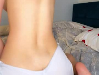 smoothnesss webcam model stream image