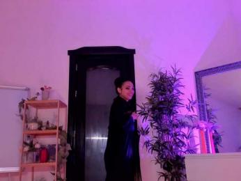 Cheerish webcam model stream image