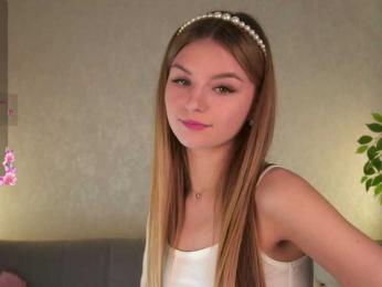 ilittleheart webcam bongacams model stream image