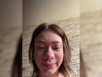 18YoungPussy18 webcam bongacams model stream image