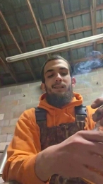 DoubleDuece08 webcam model stream image