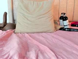 monthblack webcam model stream image