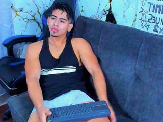 Vinny Oliver webcam model stream image