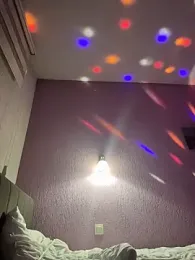 WhitePinkAngel webcam model stream image