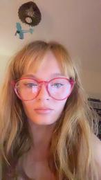 AndreaGarcia1 webcam model stream image