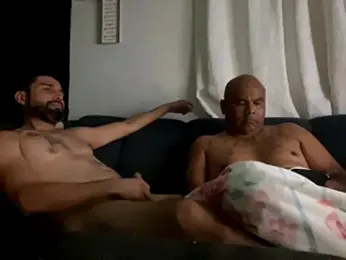 hotraillX webcam model stream image