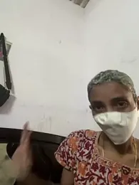 sweetreddy-02 webcam model stream image