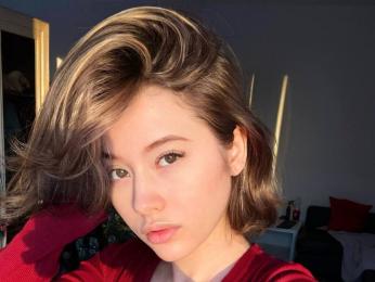 MarvisHey webcam livejasmin model stream image