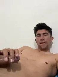 Luis-avatar webcam stripchat model stream image