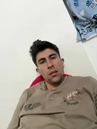 Luis-avatar webcam model stream image