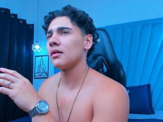 Chris De La Fonde webcam flirt4free model stream image