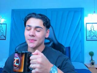 Chris De La Fonde webcam model stream image