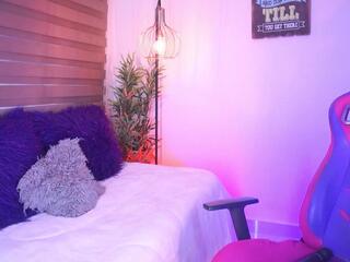 Madelyn Rose webcam flirt4free model stream image