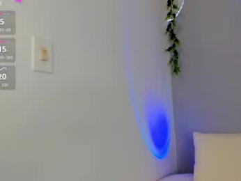 sophiee_s webcam model stream image