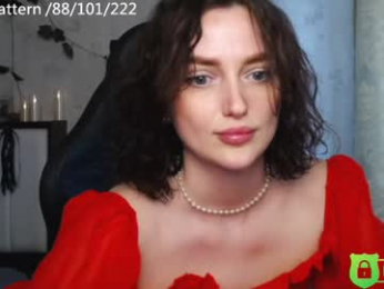 sheslike_firstlove webcam model stream image