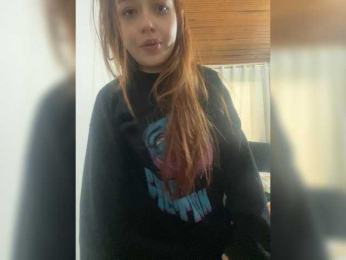 Pamela-Velvet webcam model stream image