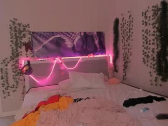 ji_yon_1 webcam model stream image