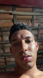 Pauzudo18vini webcam model stream image