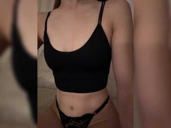 Lizabel webcam model stream image