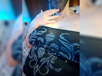 MasseuseLabi webcam model stream image