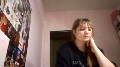 MicaEichholz webcam model stream image