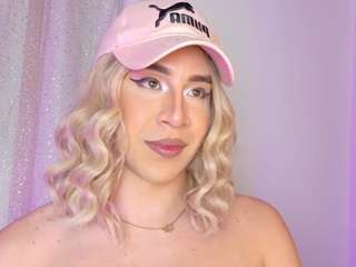 alonehazel01 webcam camsoda model stream image