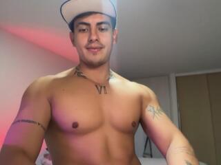 Maurice Lewis webcam model stream image