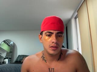Maurice Lewis webcam model stream image