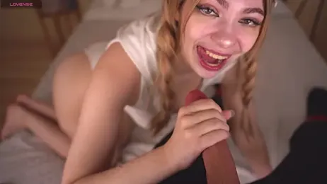 Deepcums webcam model stream image