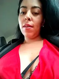 Luinna webcam model stream image