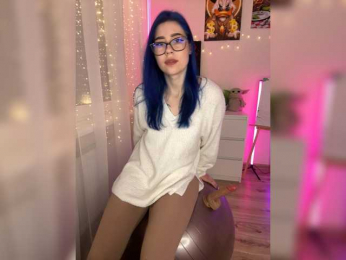 LadyAlis webcam model stream image