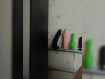 Konfetka80 webcam model stream image