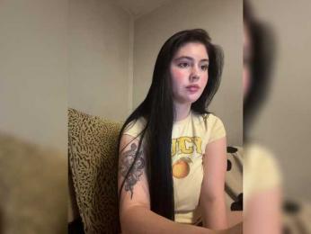 Marrryo webcam model stream image